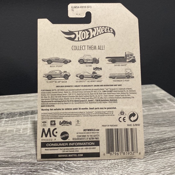 Hot Wheels | 52nd Anniversary #6/6: Volkswagen T2 Pickup - 1:64 Scale Die Cast - Picture 2 of 11